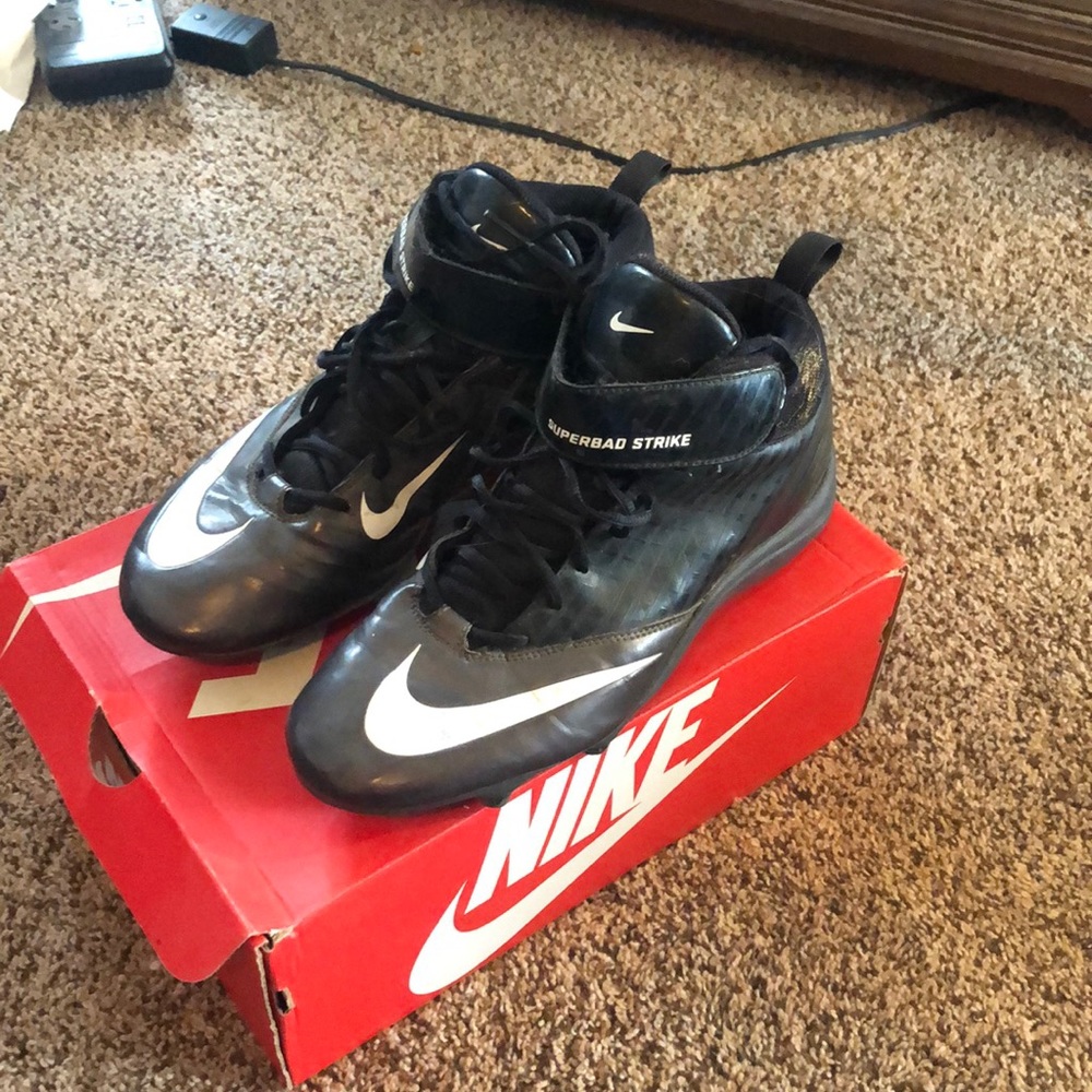 Nike Superbad Strike football cleats